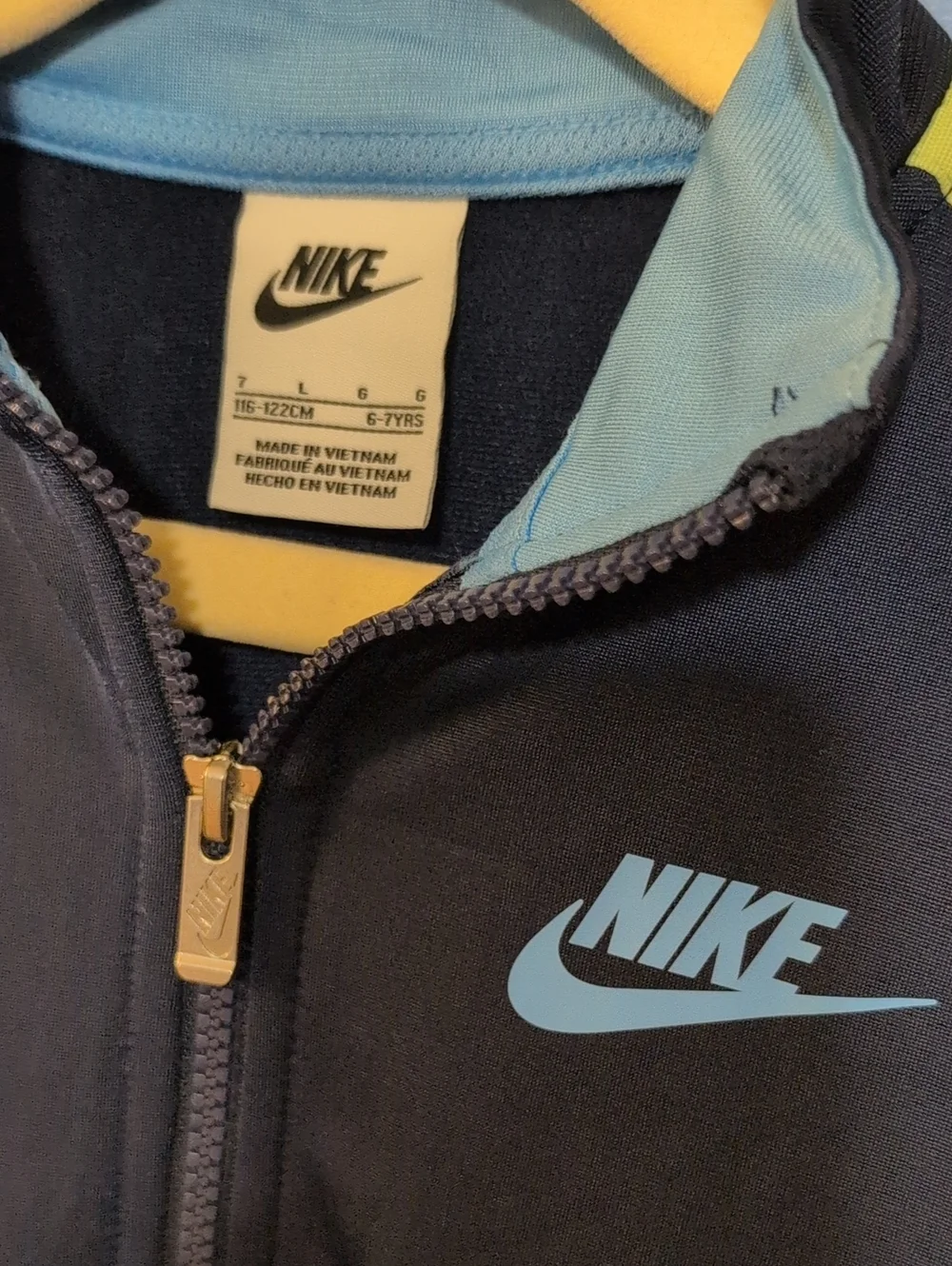 Nike like new
